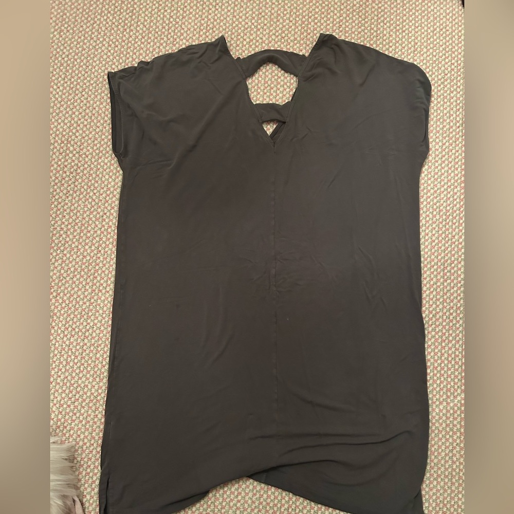 LILLA P. Gray pool Cover up with back detail, good worn condition, size Large